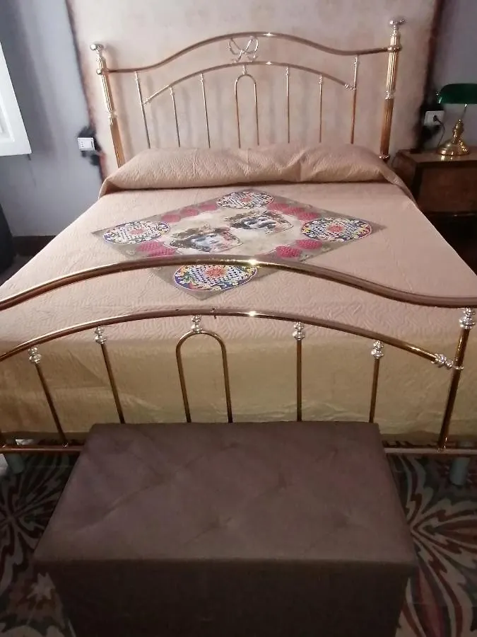 L'Antico Palazzo Rooms Katanya İtalya
