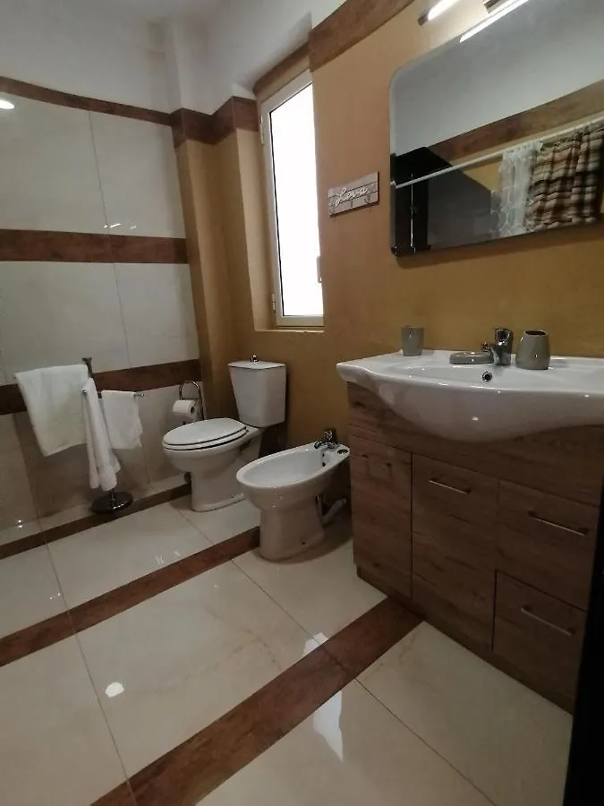 L'Antico Palazzo Rooms Katanya 0*,