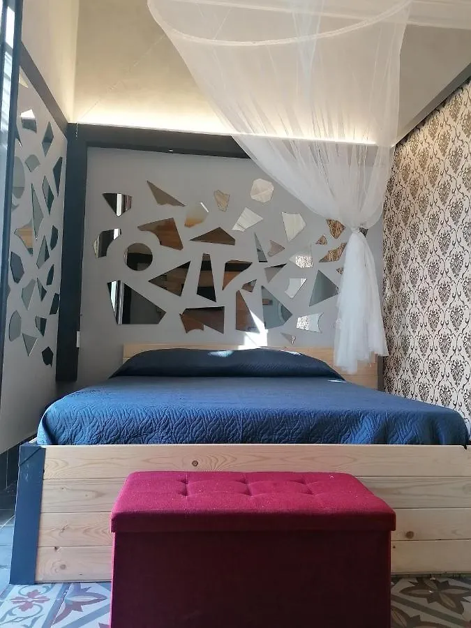 Guest house L'Antico Palazzo Rooms Catania Italy
